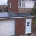 flat l-shaped roof
